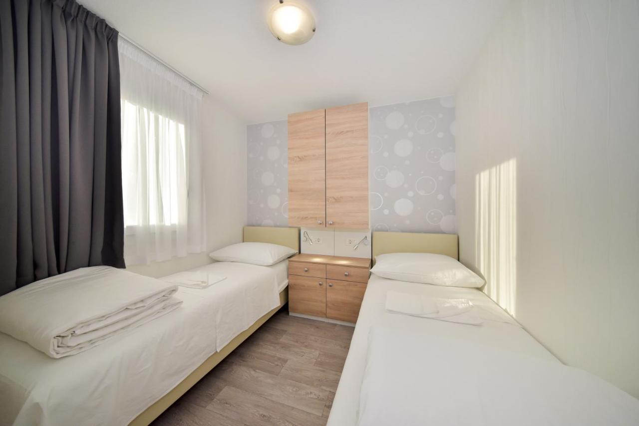Mobile Homes, Privlaka Zadar Dalmacija - Private Pool ภายนอก รูปภาพ